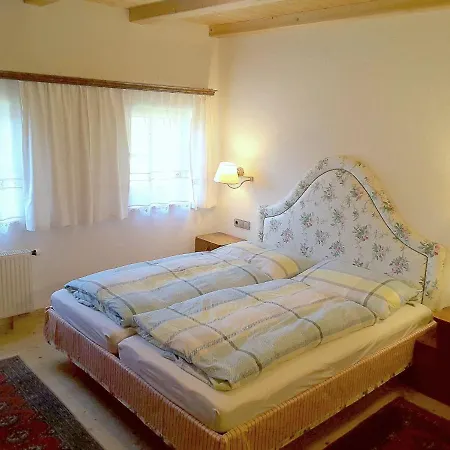 Senftahaus Apartment *